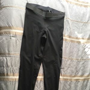 The Nike Pro Tight Fit/Collant Full Length/ Long